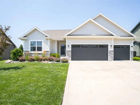 1202 NE Cold Harbor Dr, Ankeny, IA 50021