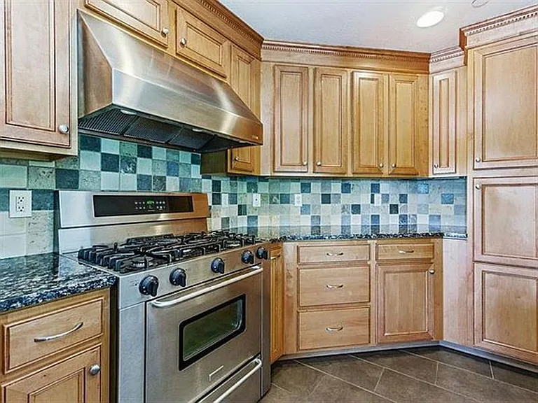 1280 Ashford Way #1 — Photo 9
