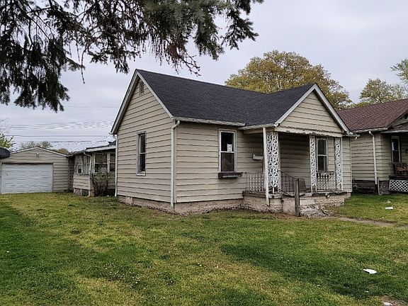 3rd image of 2251 Iowa St