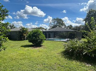 4727 Steel Dust Ln, Lutz, FL 33559