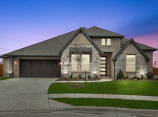 2221 Desmond Dr, Forney, TX 75126