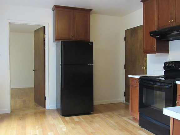 2nd image of 2121 Turk Blvd APT 1