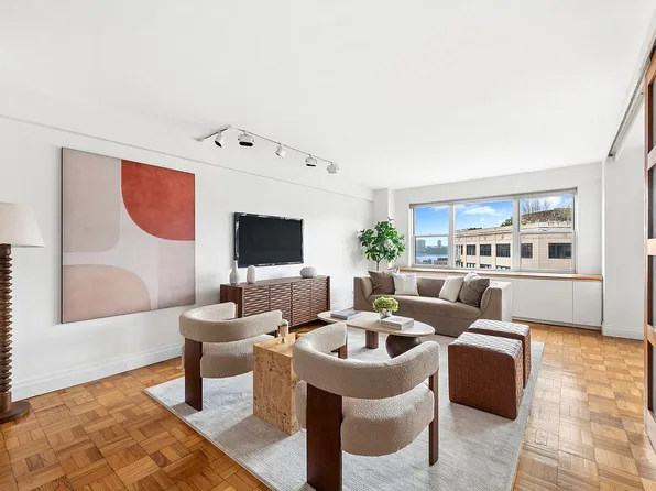 14 Horatio St #15CD, Manhattan, NY 10014