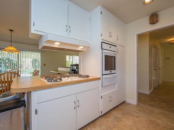 4th image of 173 E Bonita Dr