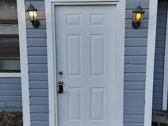 4th image of 3333 Frances Ave