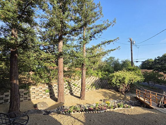 4th image of 3195A Diablo View Rd