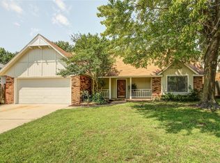 2216 W Boston Pl, Broken Arrow, OK 74012