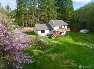 219 Ocean Beach Road, Hoquiam, WA 98550