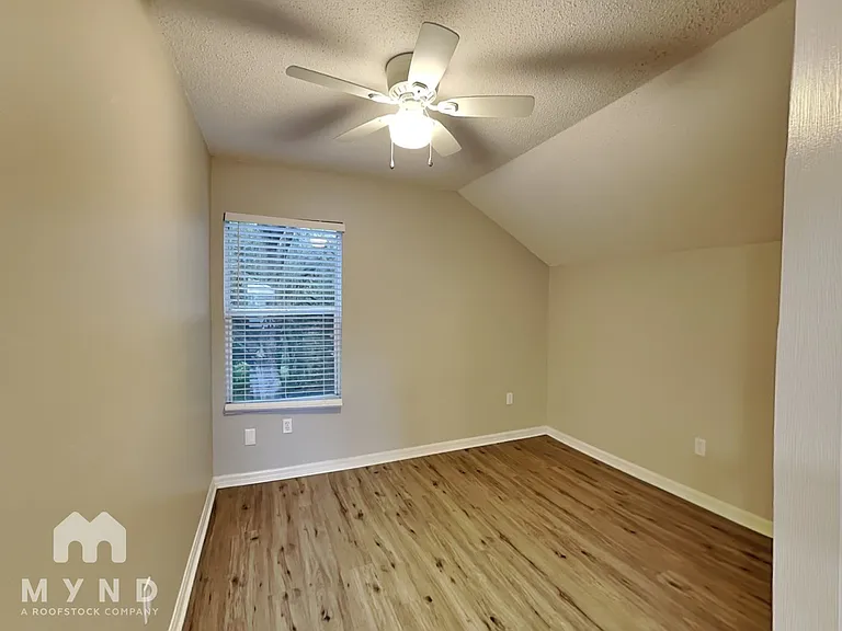 6119 Sand Key Ln — Photo 11