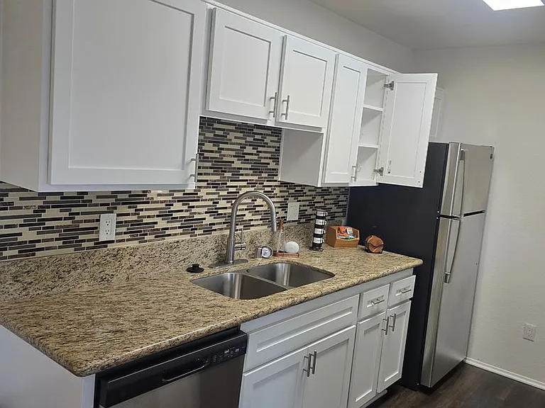 Waterstone Alta Loma Apartments — Photo 74