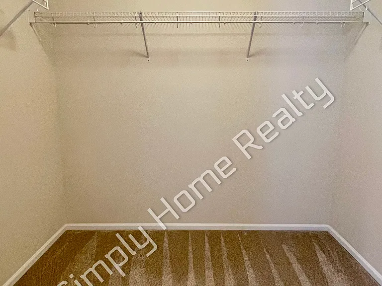 8715 Madrid St NE — Photo 11