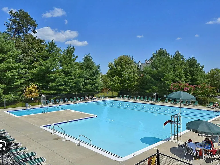 316 Roff Point Dr — Photo 33