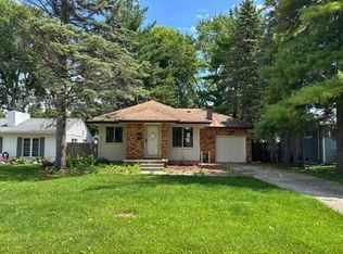 826 Scott St, Maumee, OH 43537