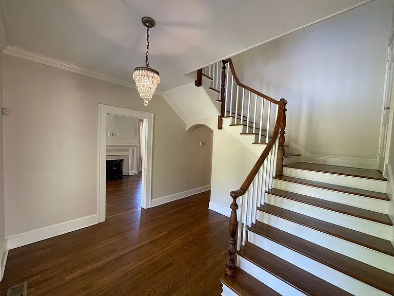1411 S Lamar Blvd — Photo 11