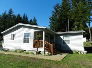 93897 Shutters Landing Ln, North Bend, OR 97459