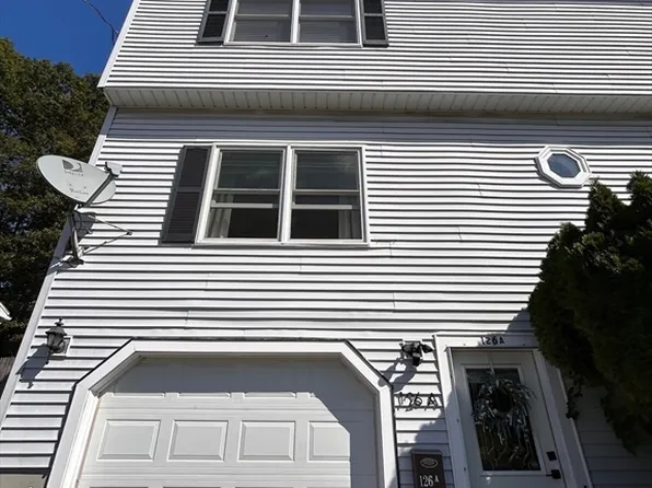 126-126 Brooks St #A, Worcester, MA 01606