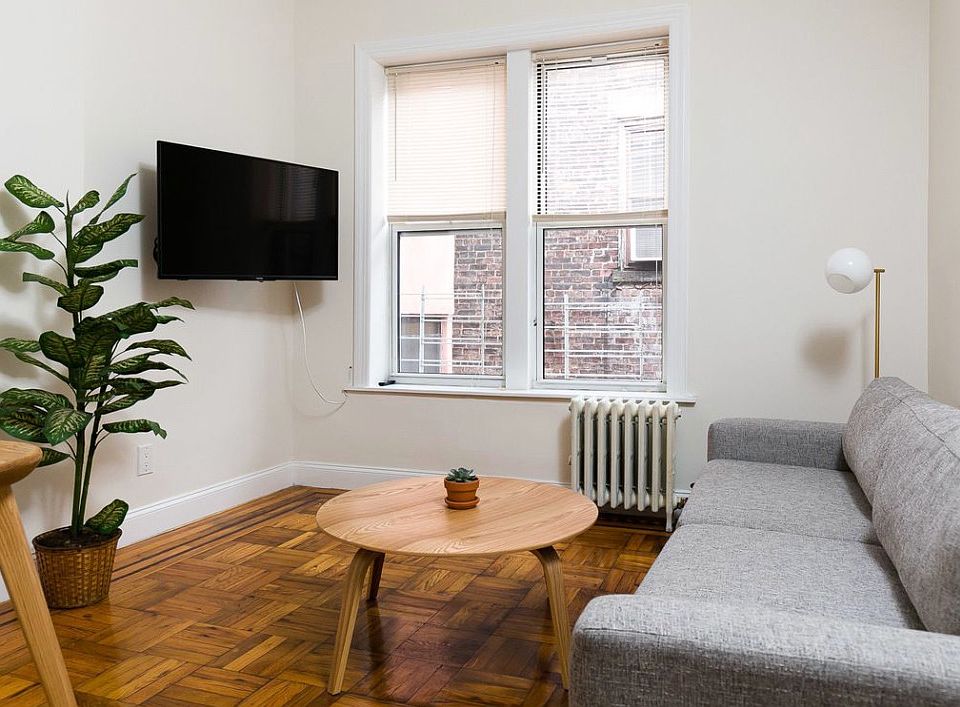 1st image of 431 Wythe Ave #B4