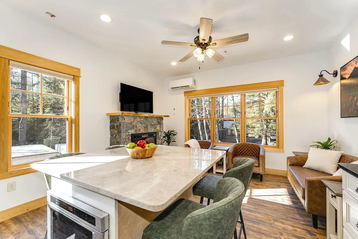 2 bed, $1,500 — Photo 1