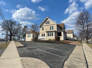 15 Pine St, West Springfield, MA 01089
