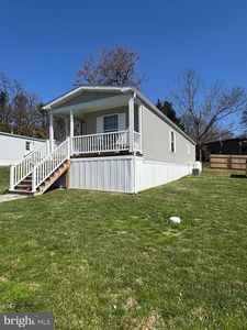 2 Ponderosa Ln, New Providence, PA, 17560