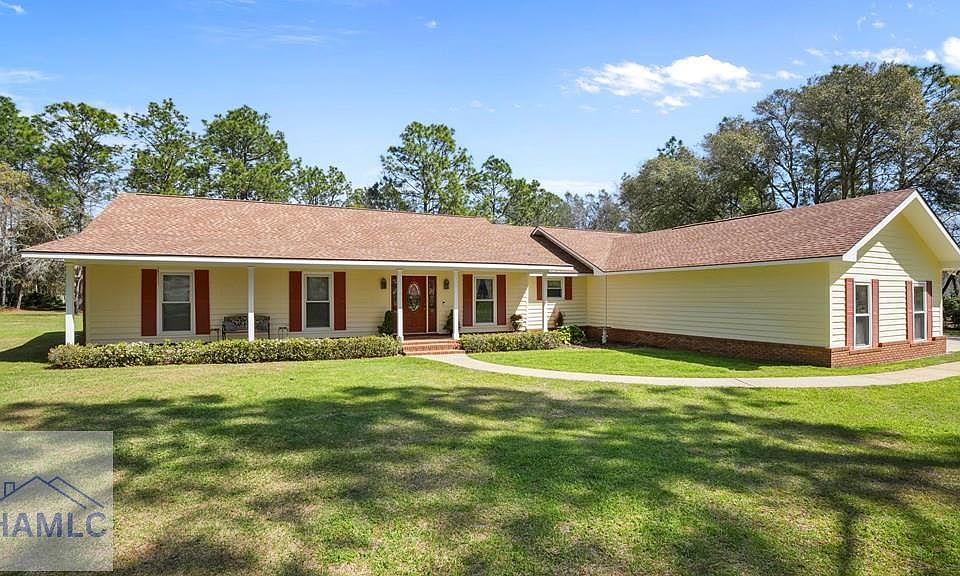 1st image of 207 S Forest Dr