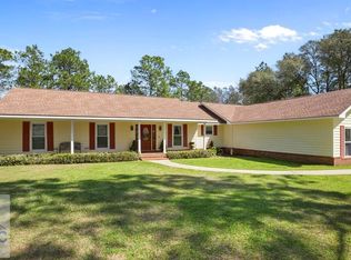 207 S Forest Dr, Jesup, GA 31545