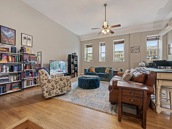 4th image of 3323 N Paulina St APT 2D