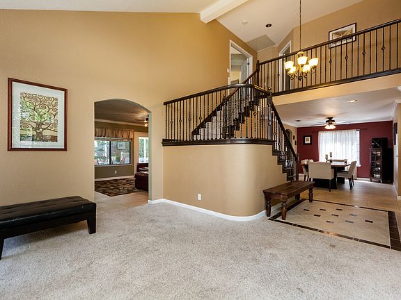 4th image of 455 N Lexington Dr