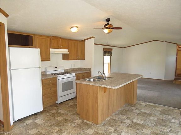 3rd image of 6397 Winterhaven Dr