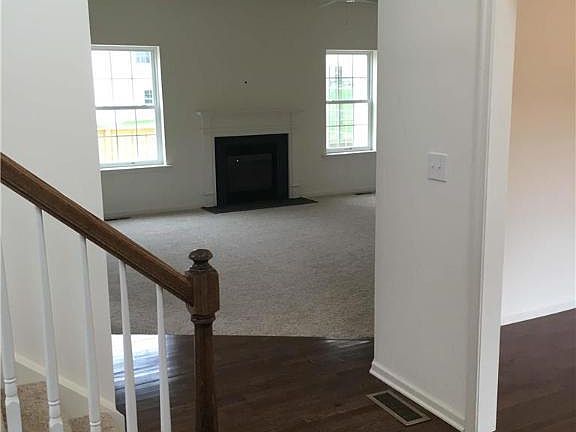 4th image of 2169 Eagles Landing Dr #197