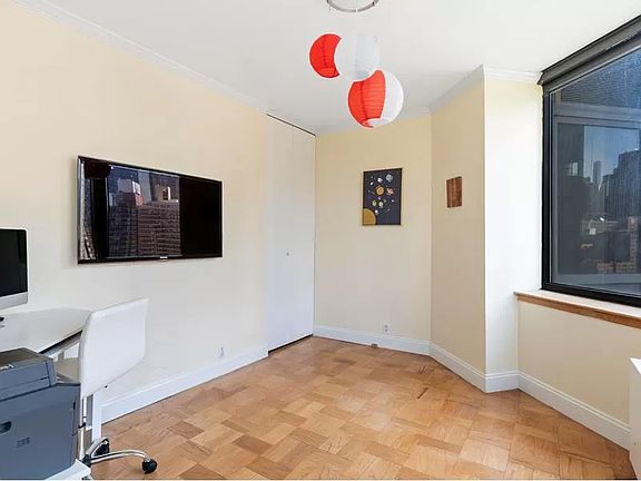 4th image of 415 E 37th St #23JK