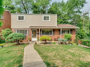 119 Castle Dr, Pittsburgh, PA 15235