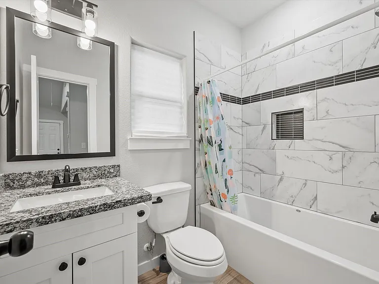 16322 Crockett Martin Estates Dr — Photo 13