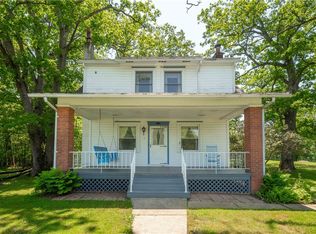 11 Old Mill Rd, Ohiopyle, PA 15470