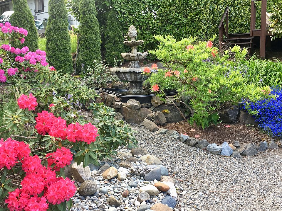 Beautifully quiet back yard