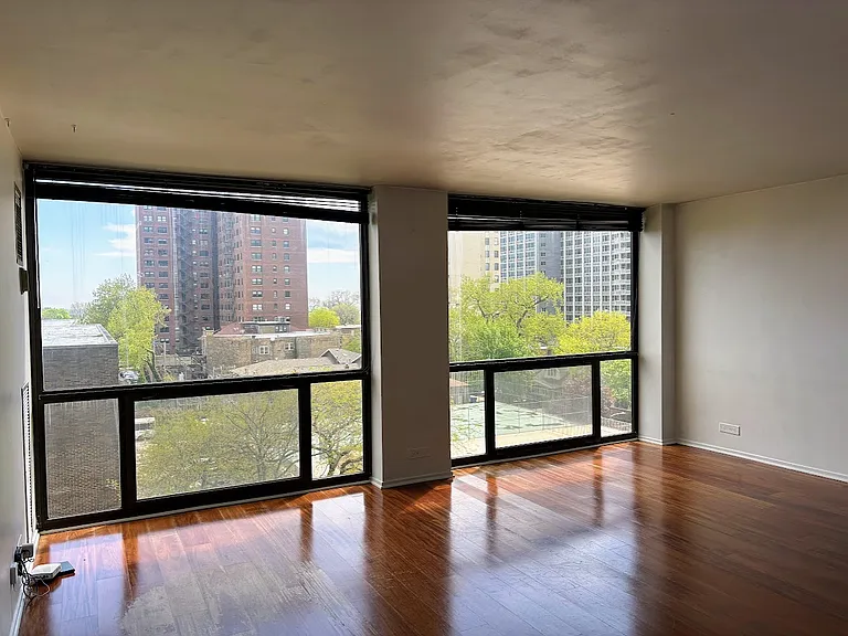 4343 N Clarendon Ave #712 — Photo 3