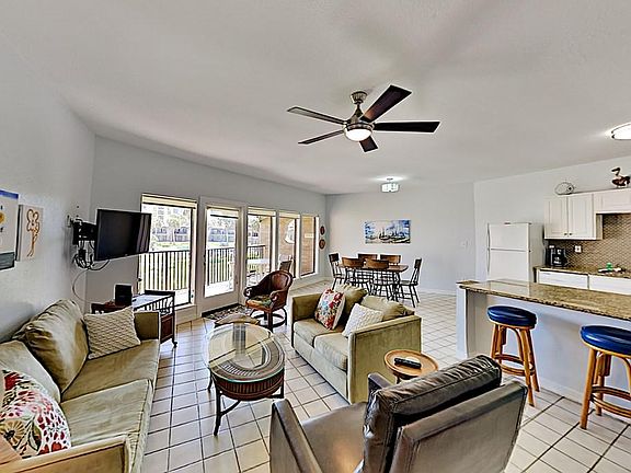 2nd image of 1010 Padre Blvd #209