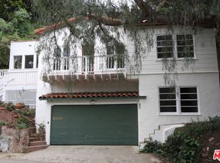 8240 Mannix Dr, Los Angeles, CA 90046