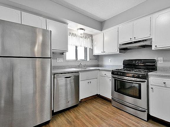 1st image of 603 Olde Towne Ave #603C