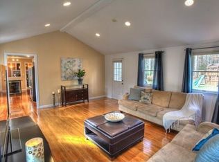 146 Oak St, Pembroke, MA 02359