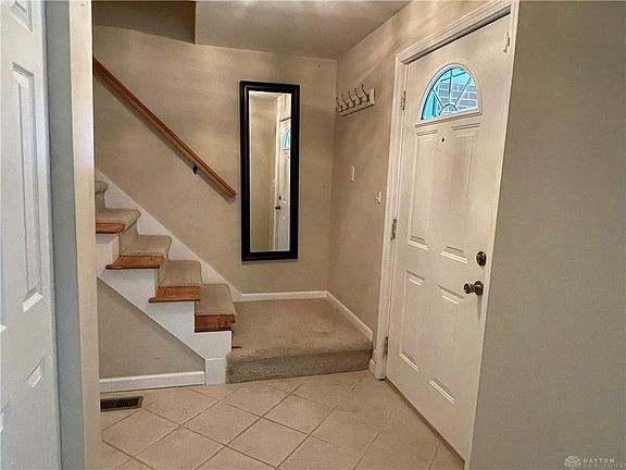 2nd image of 6109 Teagarden Cir