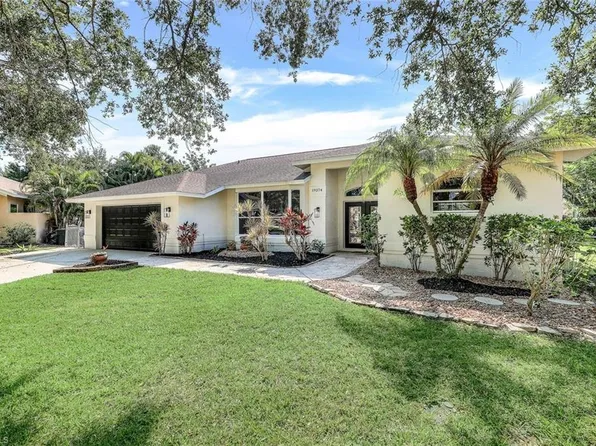 19374 Pine Glen DR, FORT MYERS, FL 33967