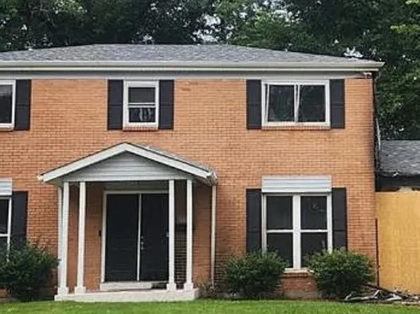 2225 Spoonwood Ln, Florissant, MO 63033