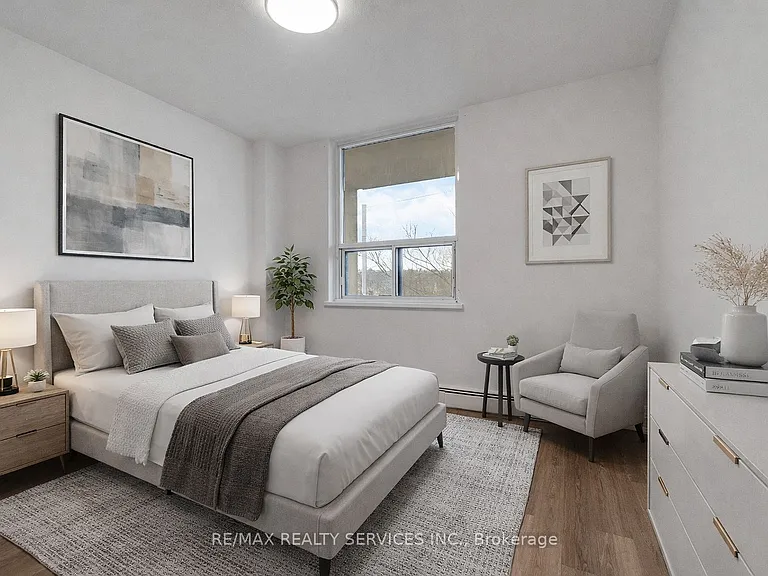 223 Jackson St W #1009 — Photo 16