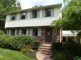 28 Deborah Lee Ln, North Easton, MA 02356