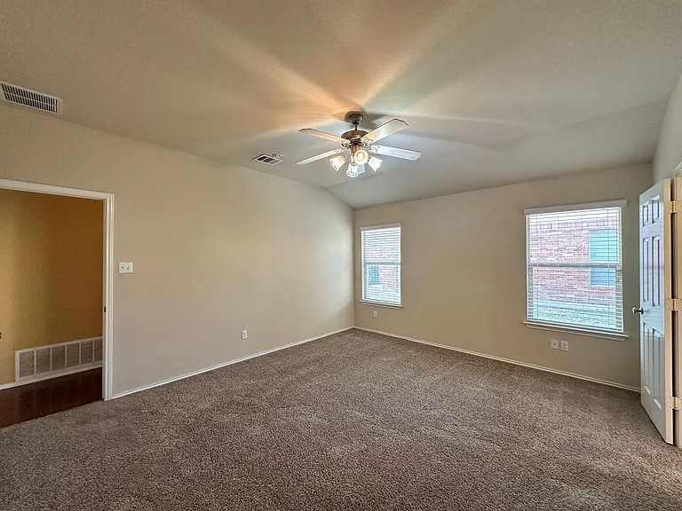 6806 Modesto Rd — Photo 16