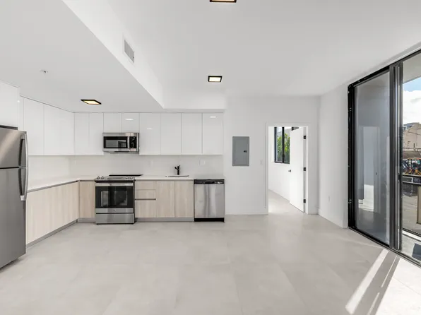 1547 NW 2nd St, Miami, FL 33125