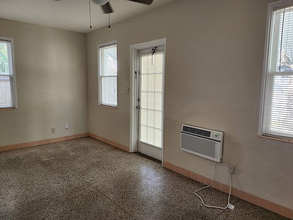 5th image of 1241 Miami Rd