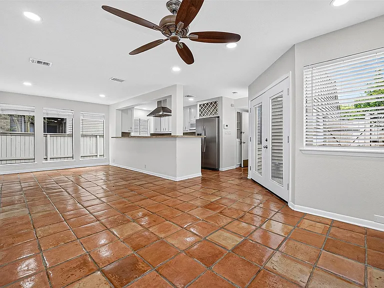 1344 Chardonnay Dr — Photo 5
