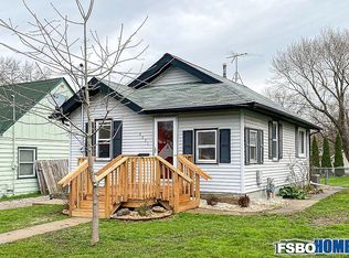 4031 8th Pl, Des Moines, IA 50313